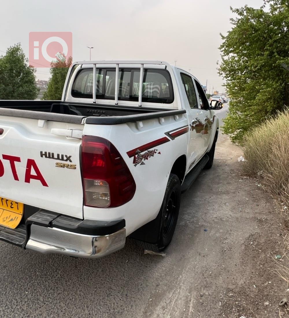 تويوتا هايلوكس